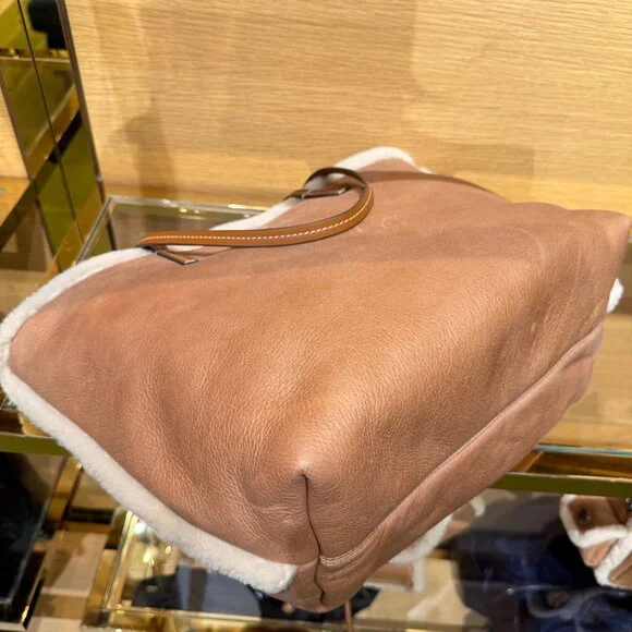 Tory Burch Shearling Tote 170389 Taupe $750 - Picture 4 of 16